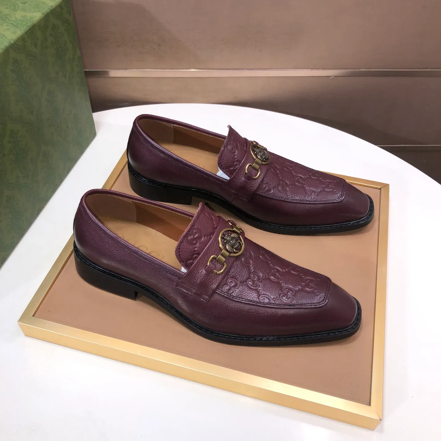 Men's men's shoes💰460💰【GUCCI】 (Niuli) new style🍀Gucci* - top version Gucci new leather shoes! It is made of imported original materials and has a comfortable first layer of cowhide lining! Original wear-resistant rubber outsole! High quality products! Code number 38-45 (45 customized)